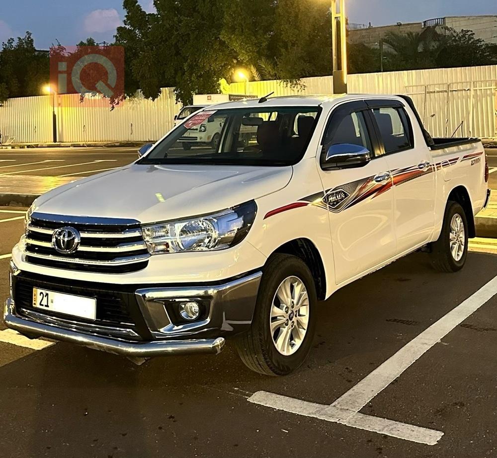 تويوتا هايلوكس